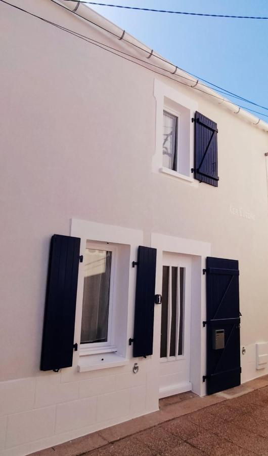 Maison De Pecheur Renovee Avec Cour Proche Du Port Les Sables-d'Olonne Ngoại thất bức ảnh