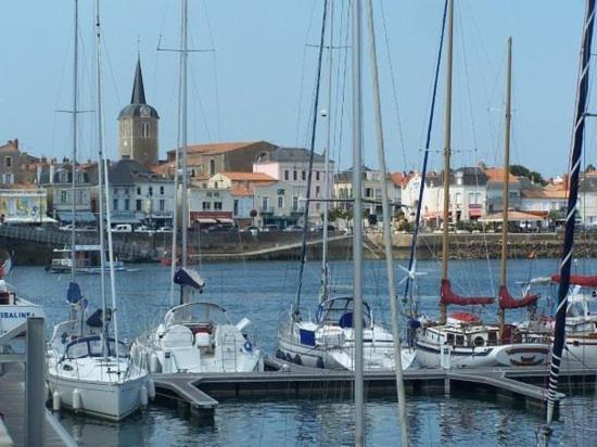 Maison De Pecheur Renovee Avec Cour Proche Du Port Les Sables-d'Olonne Ngoại thất bức ảnh
